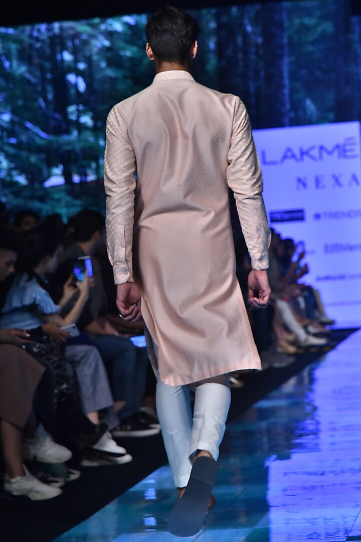 Peach Cotton Silk Embroidered Asymmetric Kurta Set by Amaare at Pernia's Pop Up Shop