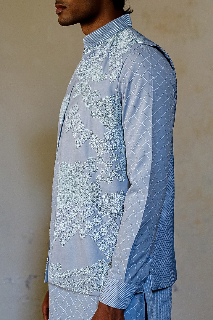 Blue Habutai Silk Hand Embroidered Bundi Jacket Set by Amaare at Pernia's Pop Up Shop