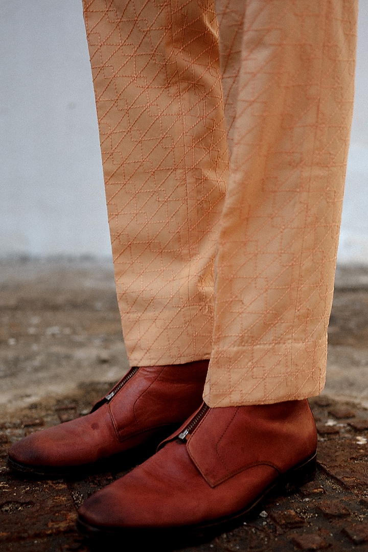 Peach Habutai Silk Hand Embroidered Bundi Jacket Set by Amaare at Pernia's Pop Up Shop