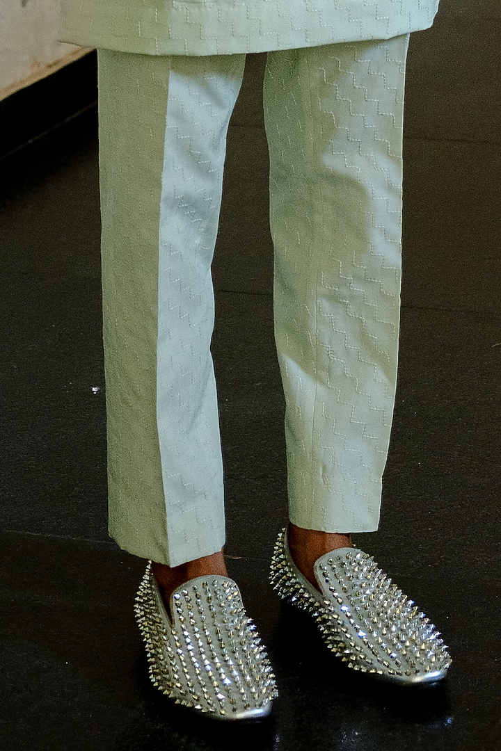 Green Habutai Silk Hand Embroidered Bundi Jacket Set by Amaare at Pernia's Pop Up Shop