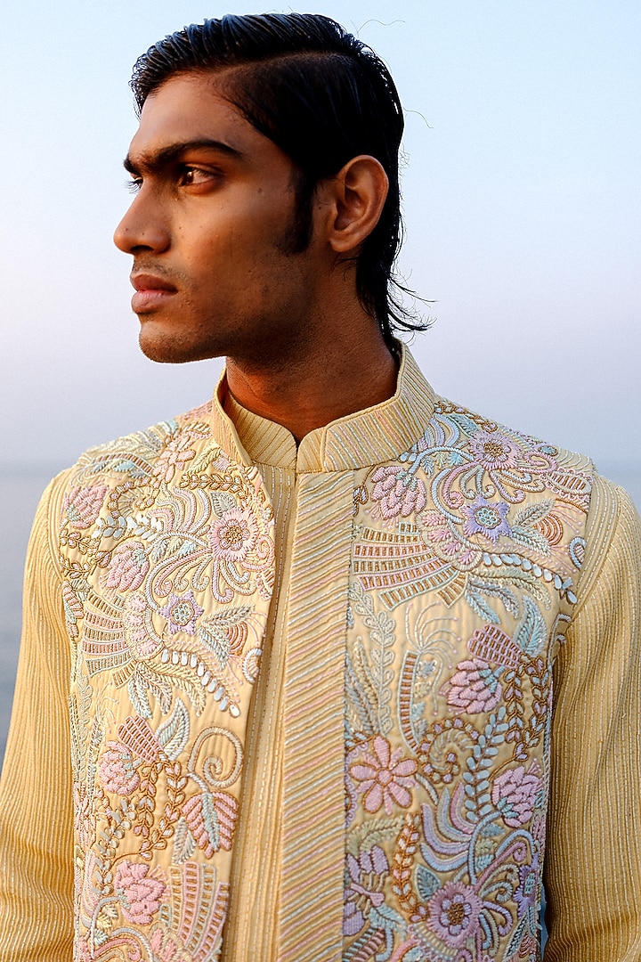 Yellow Habutai Silk Hand Embroidered Bundi Jacket Set by Amaare at Pernia's Pop Up Shop