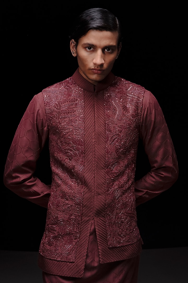 Maroon Silk Hand Embroidered Bundi Jacket Set by Amaare at Pernia's Pop Up Shop
