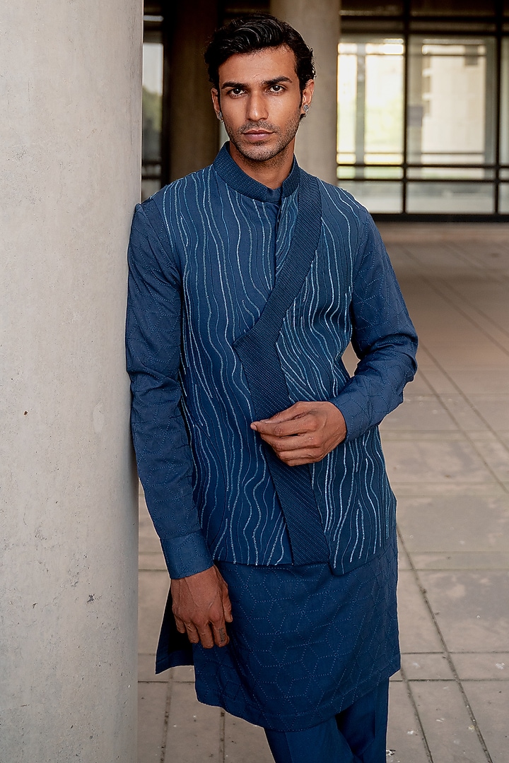 Blue Silk Hand Embroidered Bundi Jacket Set by Amaare at Pernia's Pop Up Shop