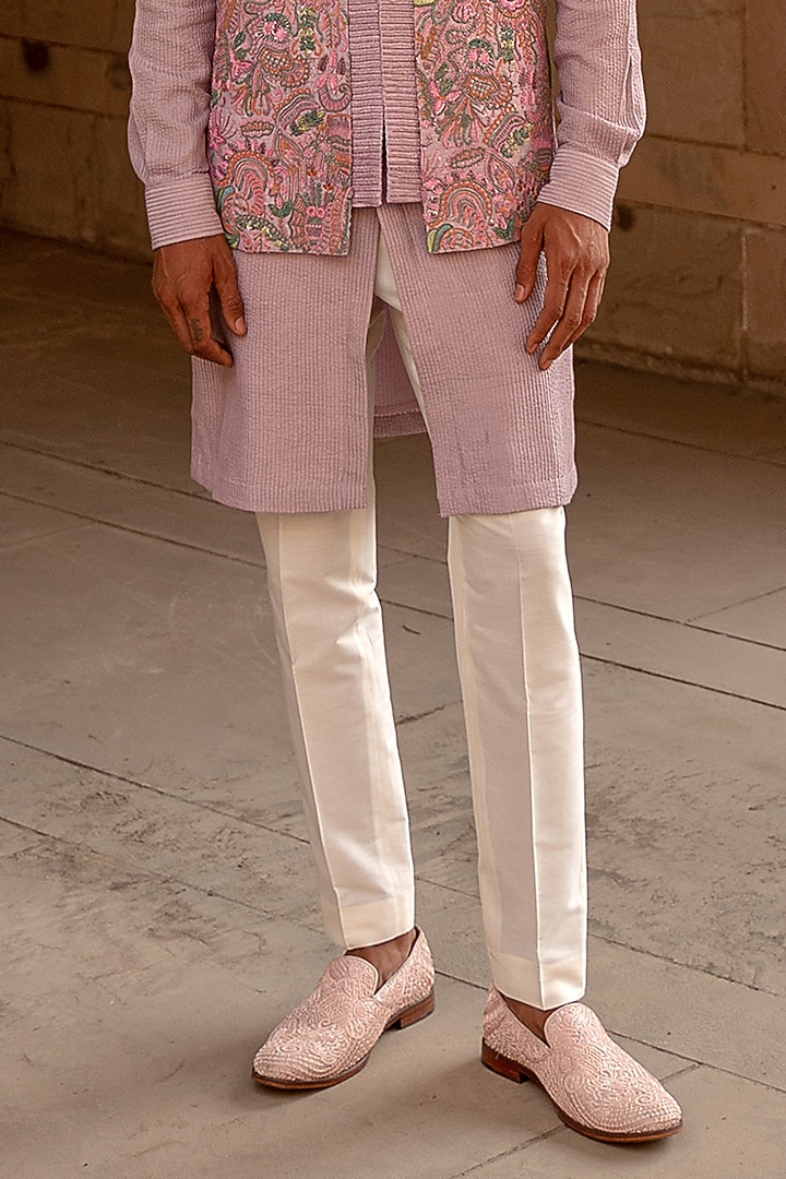 Blush Pink Silk Hand Embroidered Bundi Jacket Set by Amaare at Pernia's Pop Up Shop