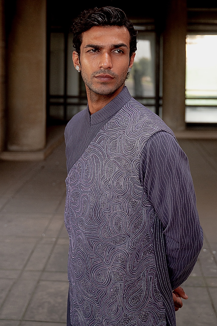 Purple Silk Hand Embroidered Bundi Jacket Set by Amaare at Pernia's Pop Up Shop