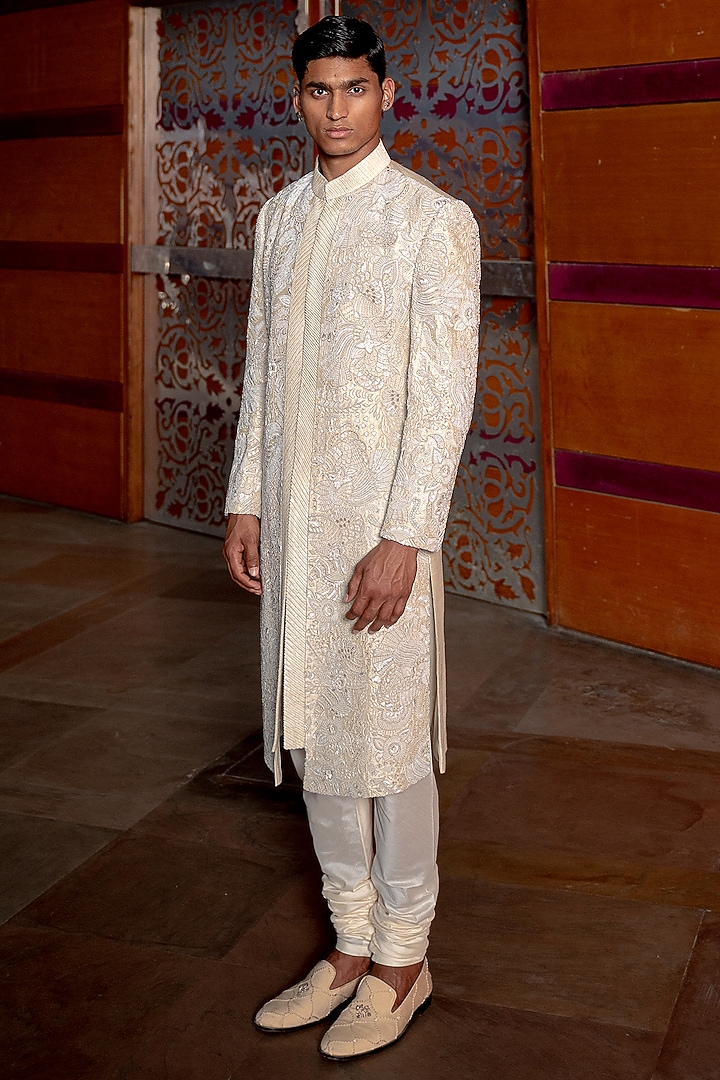 White Silk Hand Embroidered Groom Sherwani Set by Amaare at Pernia's Pop Up Shop