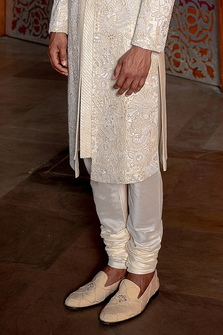 White Silk Hand Embroidered Groom Sherwani Set by Amaare at Pernia's Pop Up Shop