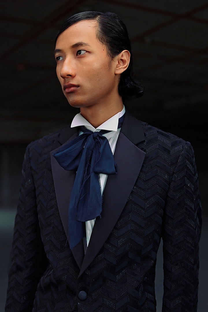 Black Suiting Hand Embroidered Tuxedo Set by Amaare at Pernia's Pop Up Shop
