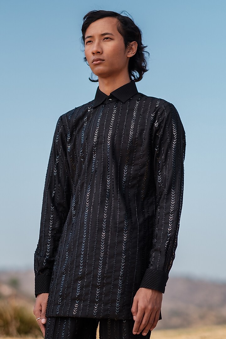 Black Cotton Silk blend Glass Beads Embroidered Kurta Set by Amaare at Pernia's Pop Up Shop