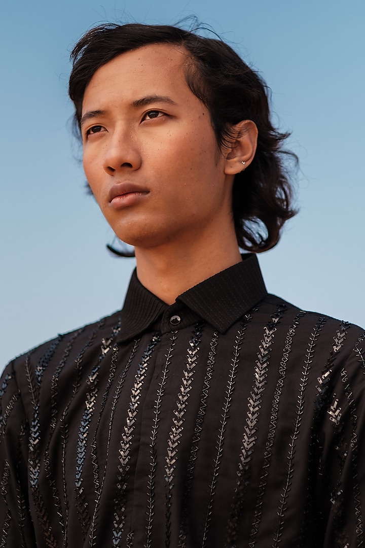 Black Cotton Silk blend Glass Beads Embroidered Kurta Set by Amaare at Pernia's Pop Up Shop