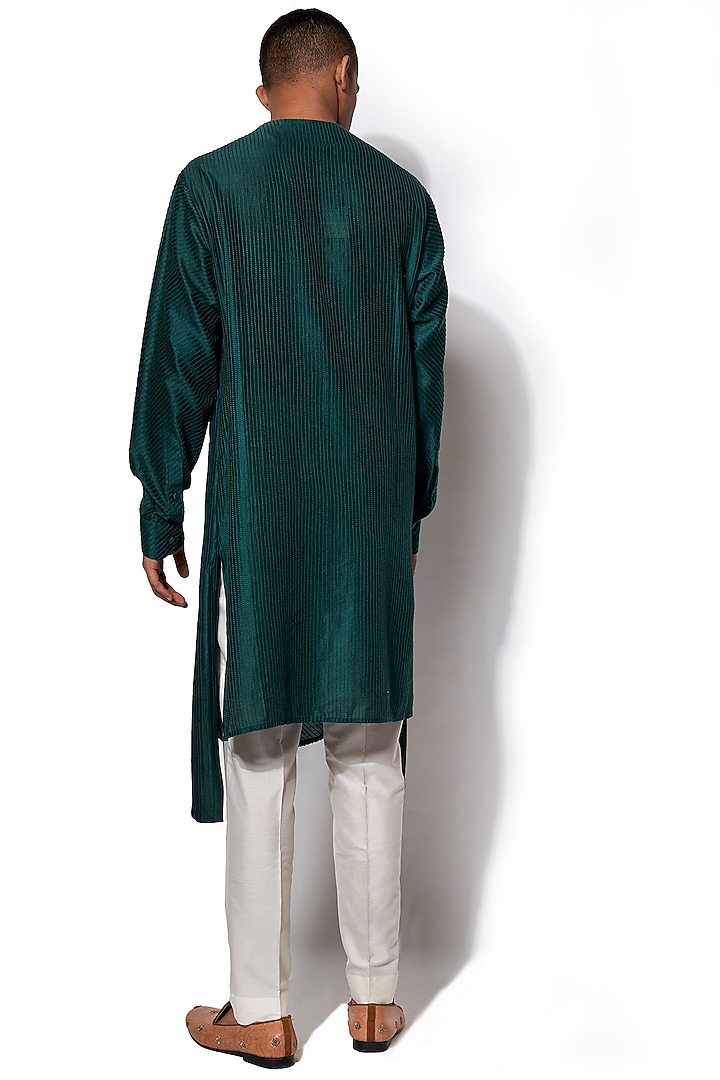 Forest Green Asymmetric Kurta Set by Amaare at Pernia's Pop Up Shop