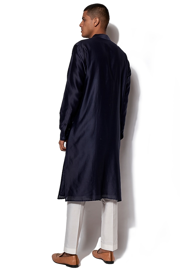 Navy Blue Embroidered Kurta Set by Amaare at Pernia's Pop Up Shop