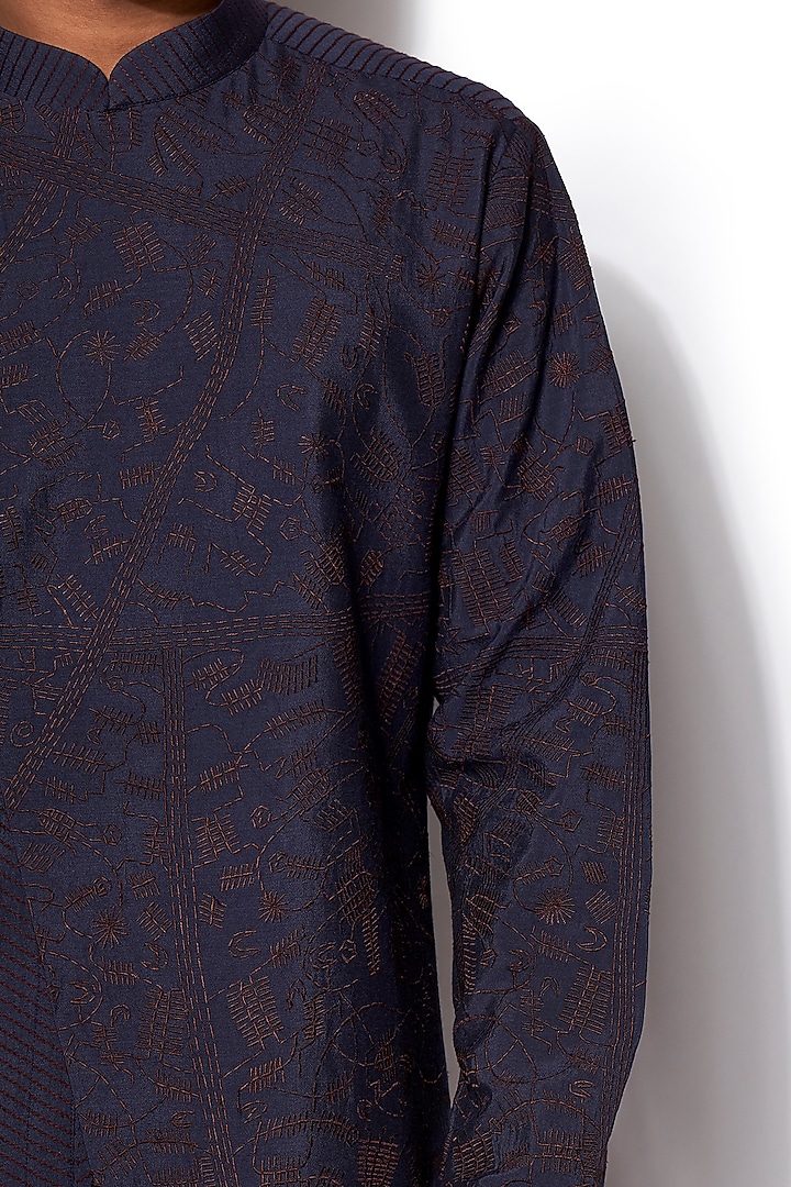 Navy Blue Textured Kurta With Pants by Amaare at Pernia's Pop Up Shop