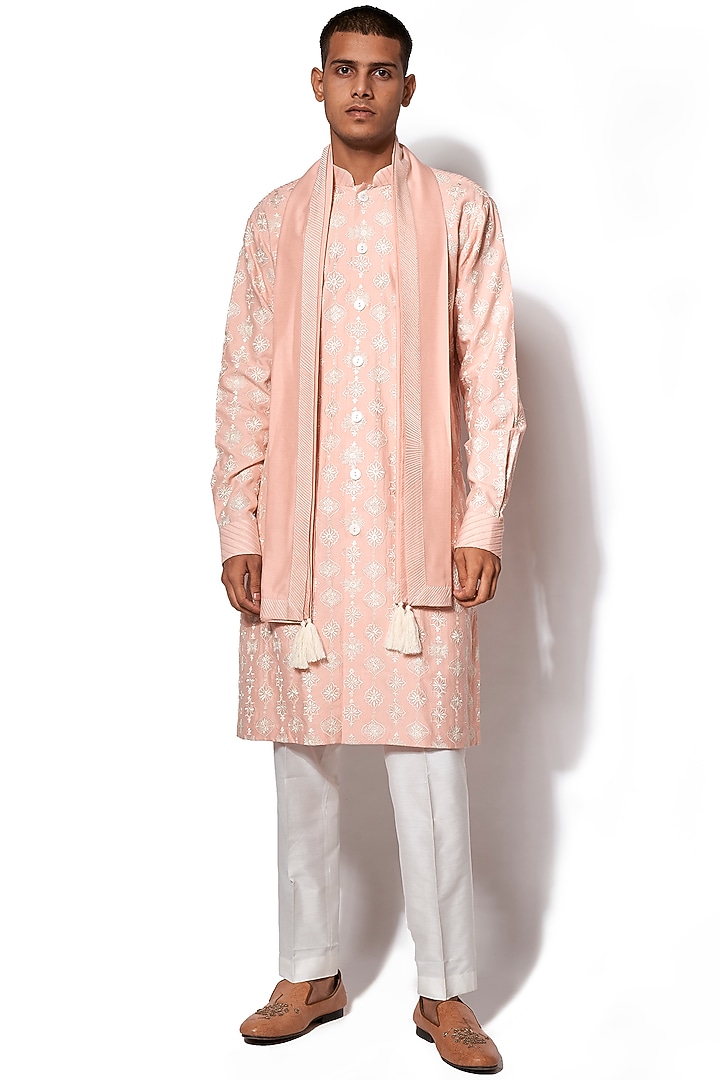 Pink Embroidered Kurta Set by Amaare at Pernia's Pop Up Shop