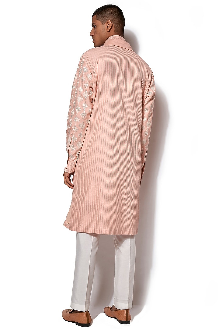 Pink Embroidered Kurta Set by Amaare at Pernia's Pop Up Shop
