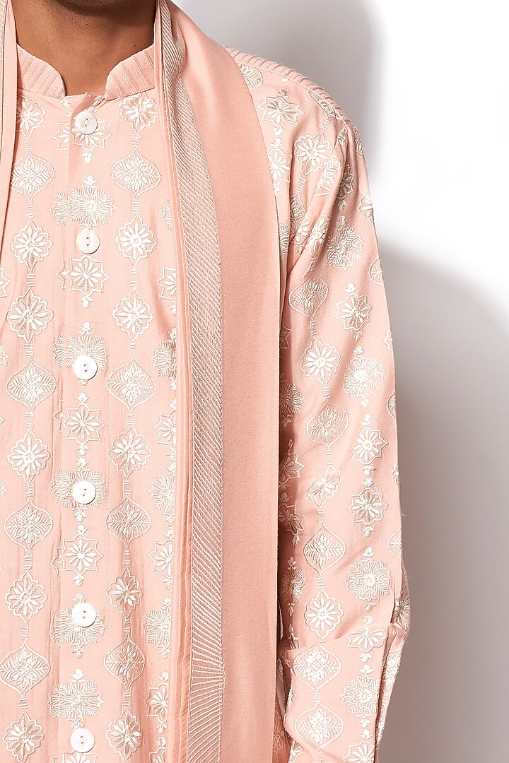 Pink Embroidered Kurta Set by Amaare at Pernia's Pop Up Shop