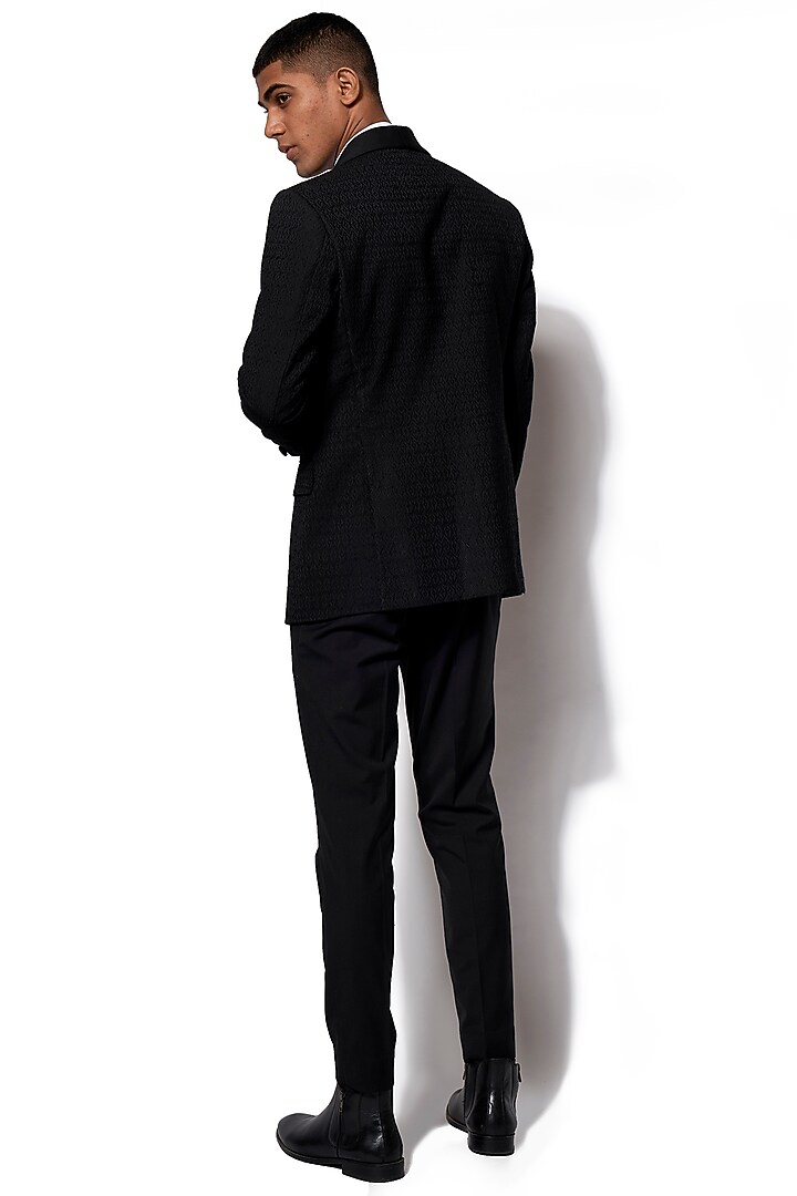Black Shawl Lapel Tuxedo With Pants by Amaare at Pernia's Pop Up Shop