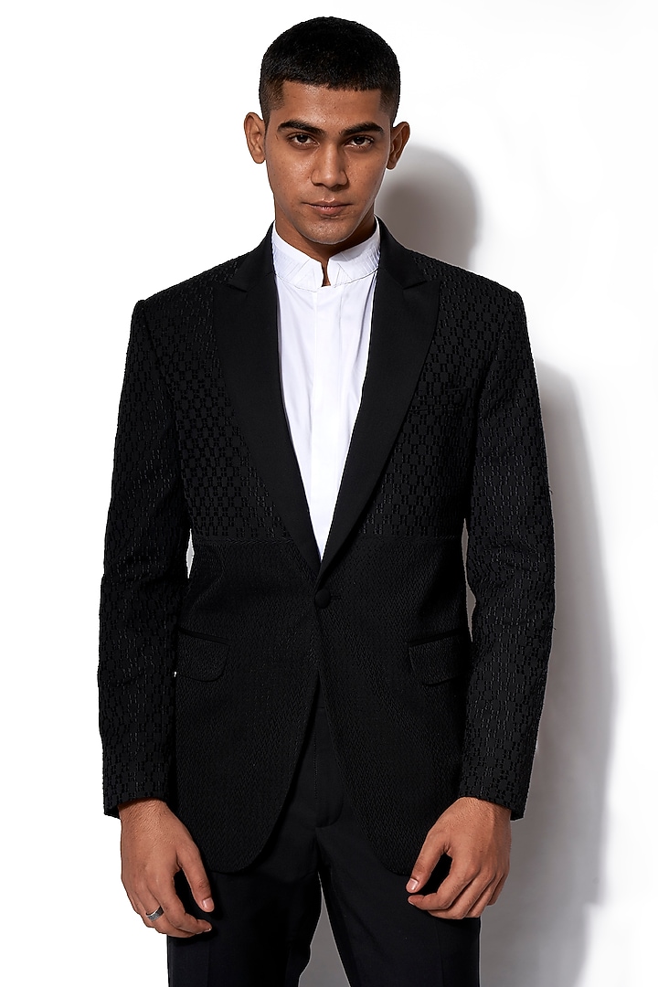 Black Peak Lapel Tuxedo With Pants by Amaare at Pernia's Pop Up Shop
