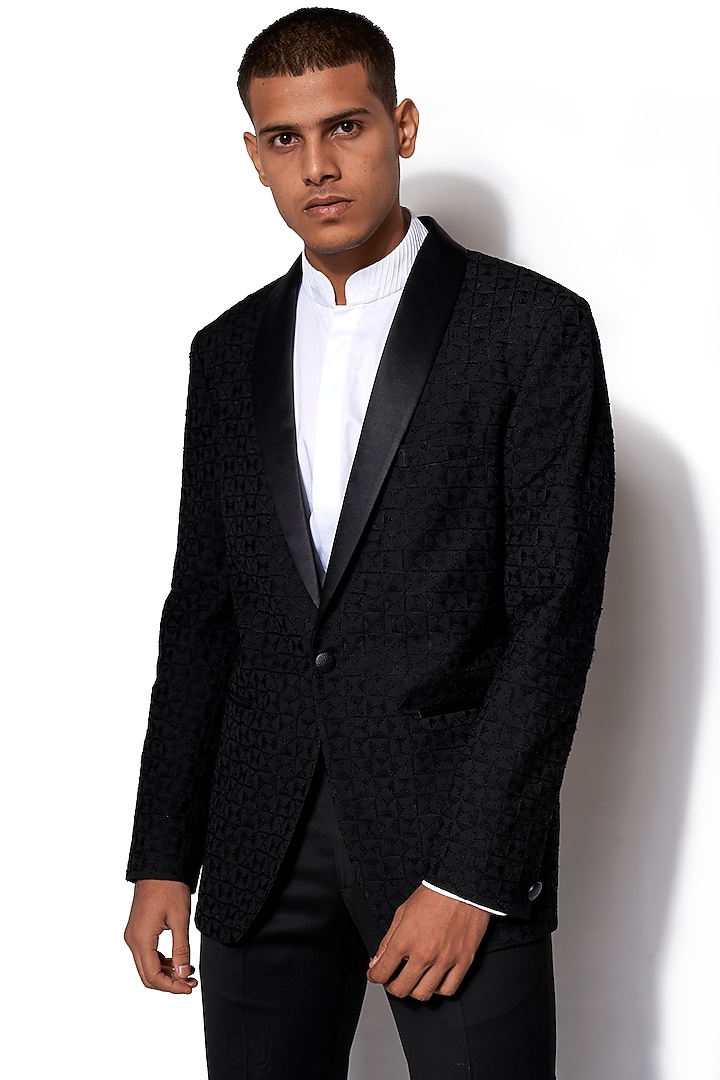 Black Embroidered Wool Tuxedo With Pants by Amaare at Pernia's Pop Up Shop