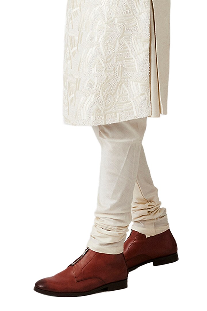 Pearl White Silk Embroidered Groom Sherwani Set by Amaare at Pernia's Pop Up Shop