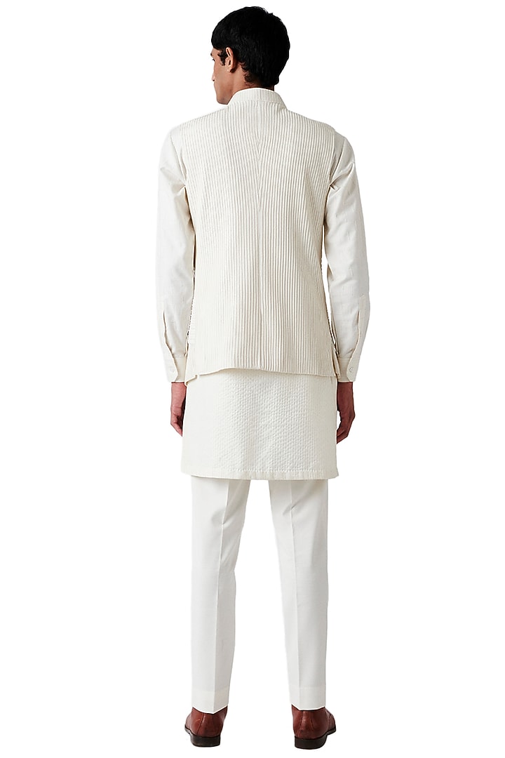 White Raw Silk Bundi Jacket Set by Amaare at Pernia's Pop Up Shop