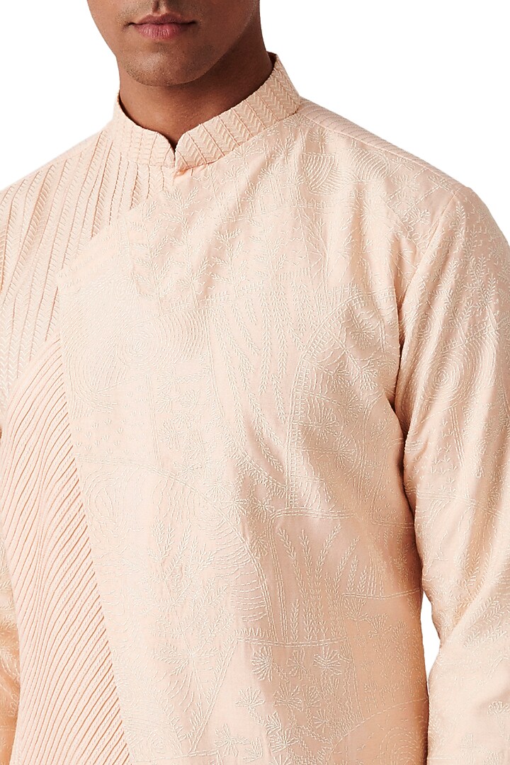 Straw Embroidered Kurta Set by Amaare at Pernia's Pop Up Shop
