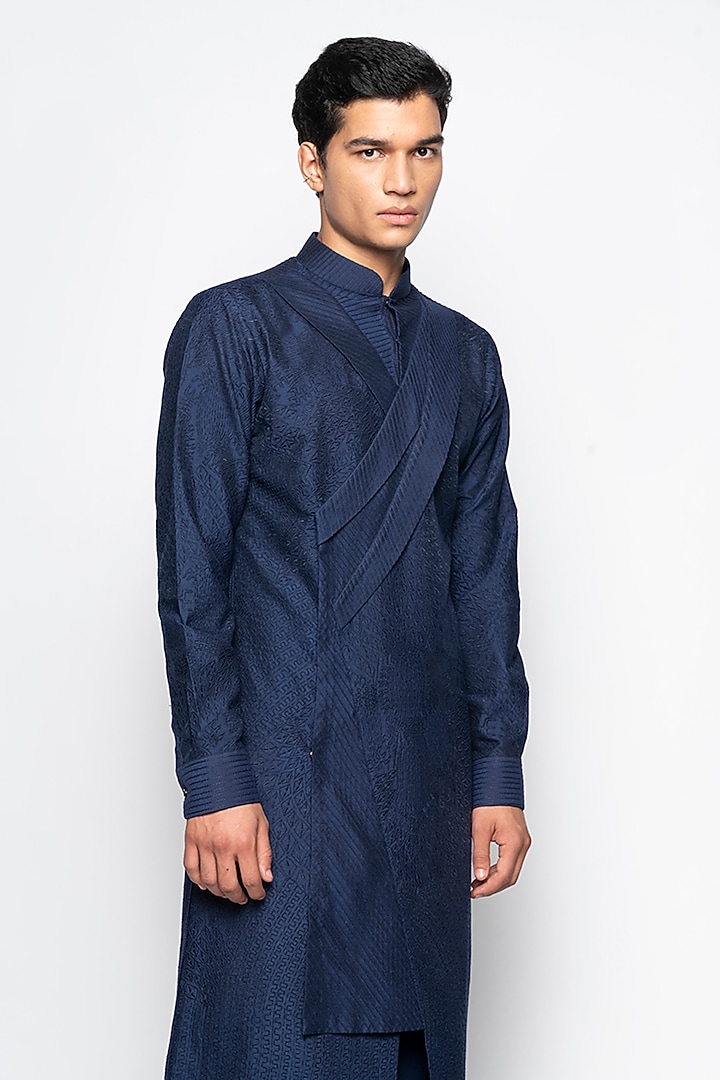 Navy Blue Eris Kurta Set by Amaare at Pernia's Pop Up Shop