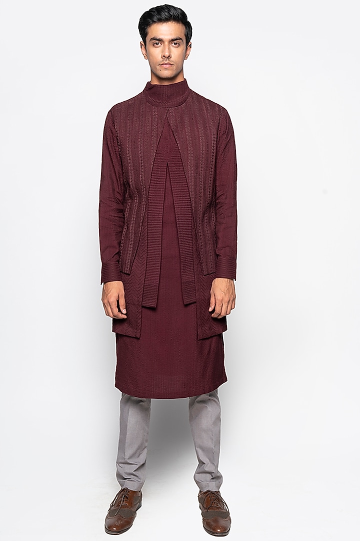 Wine Amaris Kurta Set by Amaare at Pernia's Pop Up Shop