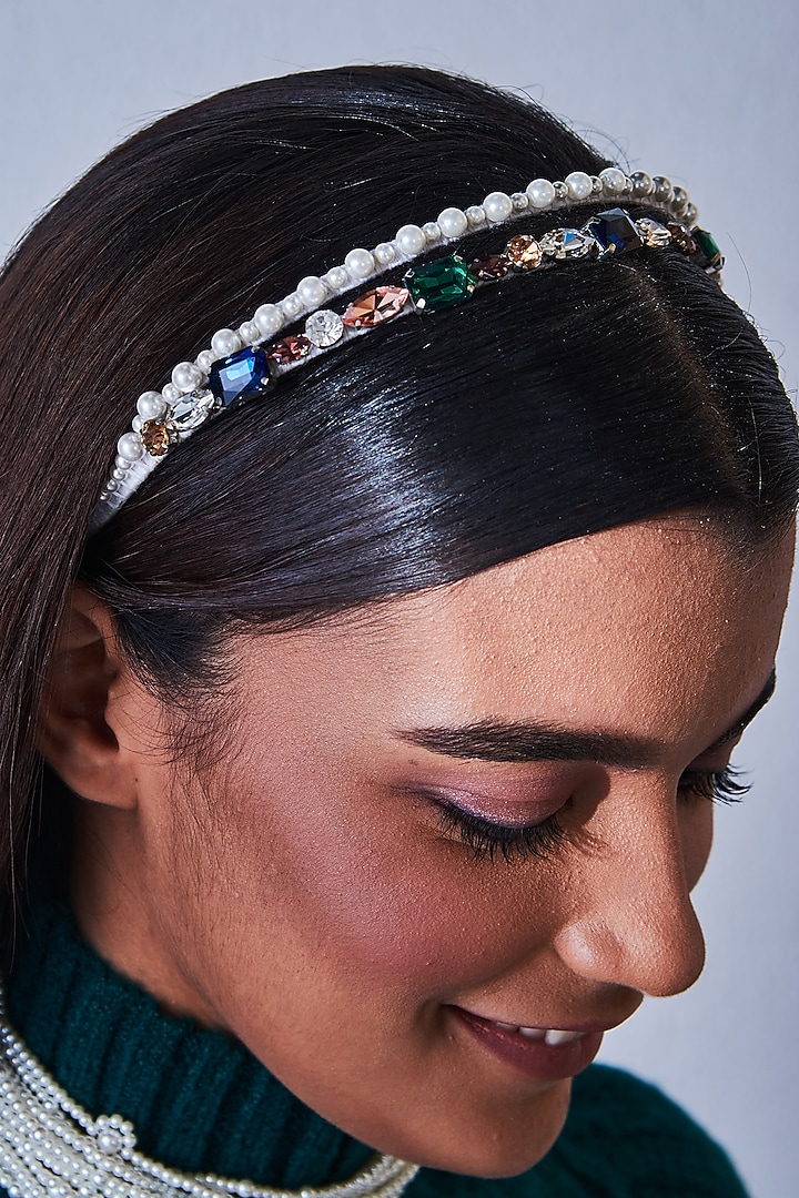 Green & White Pearl Layered Hair Band by Amama at Pernia's Pop Up Shop