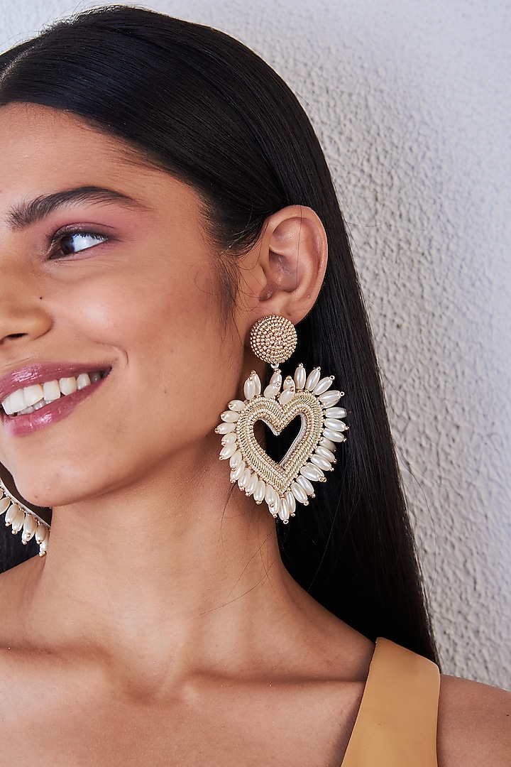 White Hand Embroidered Heart Earrings by AMAMA