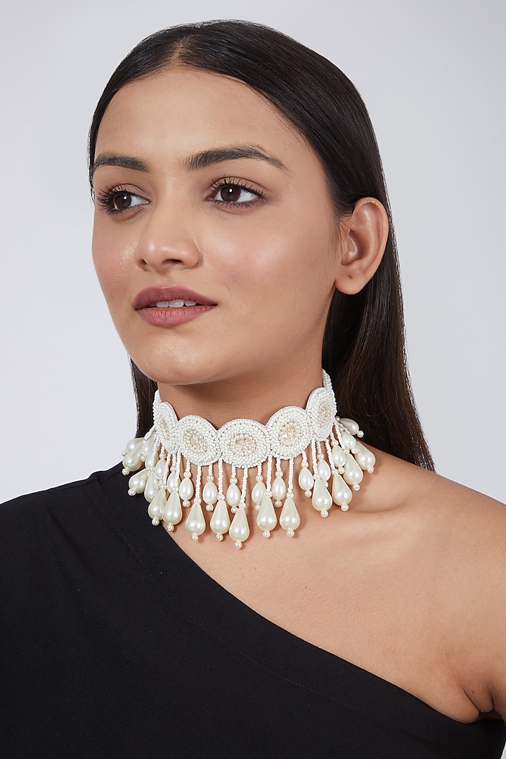 White Hand Embroidered Choker by AMAMA