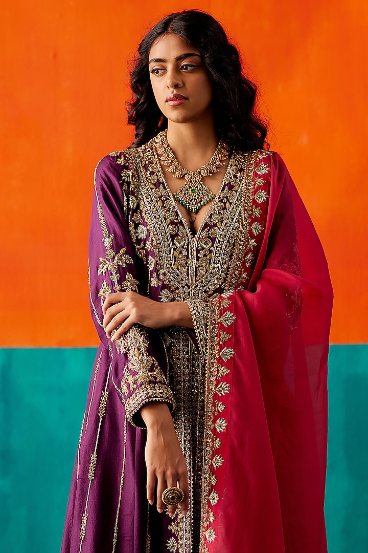 Purple Dupion Silk & Organza Hand Embroidered Kurta Set by AMAN TAKYAR at Pernia's Pop Up Shop