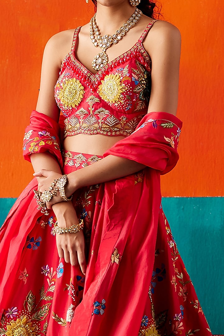 Red Dupion Silk & Organza Floral Embroidered Bridal Lehenga Set by AMAN TAKYAR at Pernia's Pop Up Shop