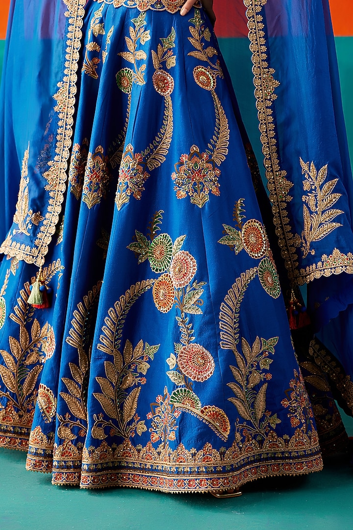 Electric Blue Dupion Silk & Organza Floral Thread Embroidered Bridal Lehenga Set by AMAN TAKYAR at Pernia's Pop Up Shop
