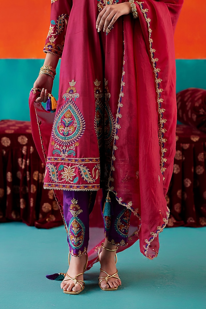 Purple Dupion Silk & Organza Thread Embroidered Kurta Set by AMAN TAKYAR at Pernia's Pop Up Shop