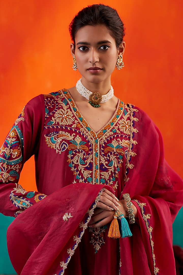 Purple Dupion Silk & Organza Thread Embroidered Kurta Set by AMAN TAKYAR at Pernia's Pop Up Shop