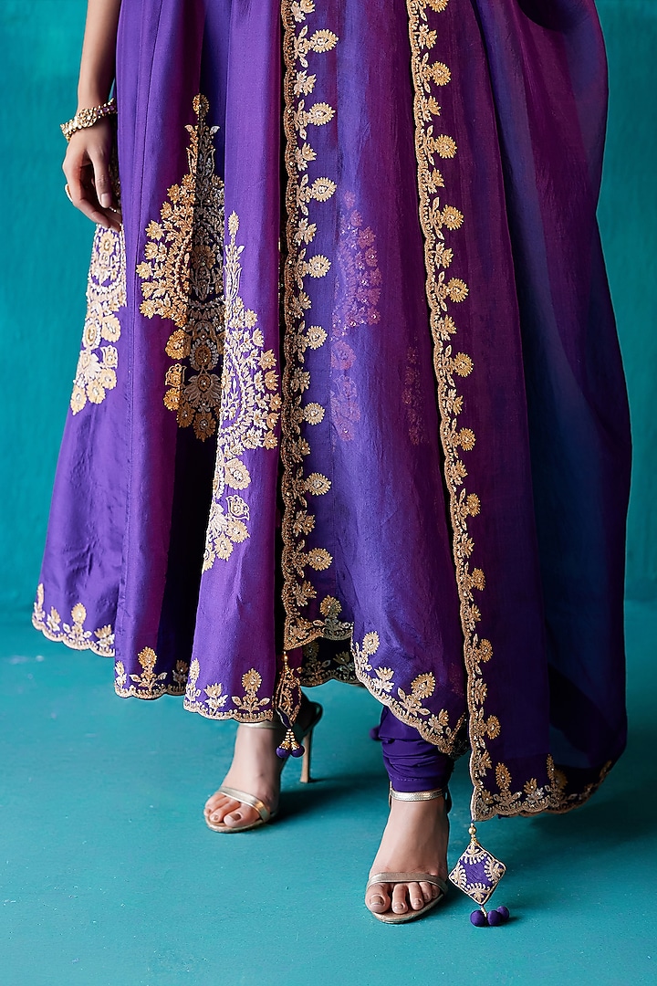 Purple Dupion Silk & Organza Floral Embroidered Wedding Anarkali Set by AMAN TAKYAR at Pernia's Pop Up Shop