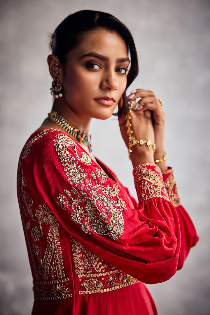 Red Dupion Silk Thread Embroidered Angrakha Kurta Set by AMAN TAKYAR at Pernia's Pop Up Shop