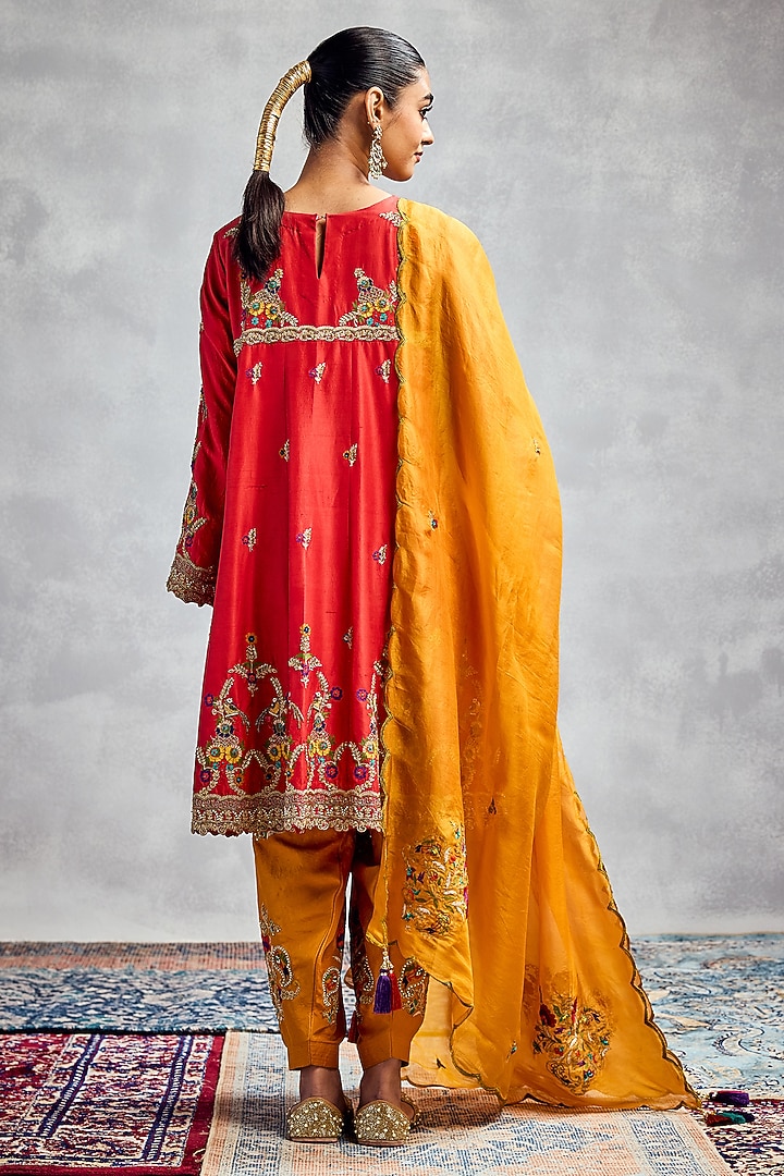 Bright Orange Dupion Silk Floral Embroidered Kurta Set by AMAN TAKYAR at Pernia's Pop Up Shop