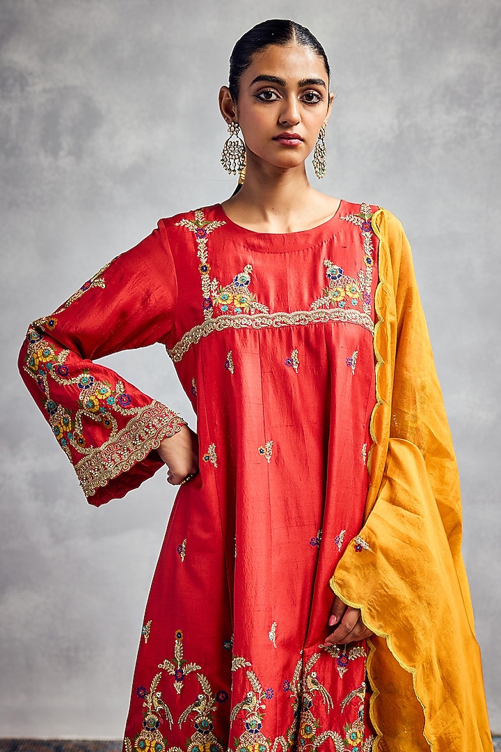 Bright Orange Dupion Silk Floral Embroidered Kurta Set by AMAN TAKYAR at Pernia's Pop Up Shop