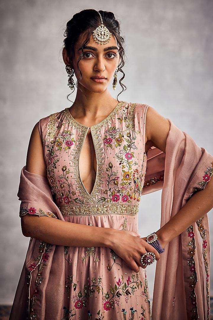 Peach Dupion Silk Floral Thread Embroidered Bridal Anarkali Set by AMAN TAKYAR at Pernia's Pop Up Shop
