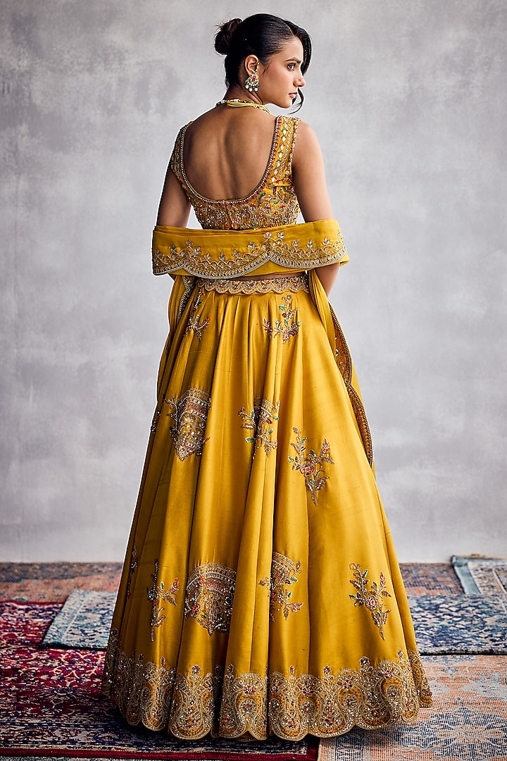 Spectra Yellow Dupion Silk Thread Embroidered Bridal Lehenga Set by AMAN TAKYAR at Pernia's Pop Up Shop