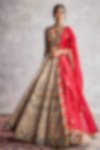 Ivory Dupion Silk Thread Embroidered Bridal Lehenga Set by AMAN TAKYAR at Pernia's Pop Up Shop