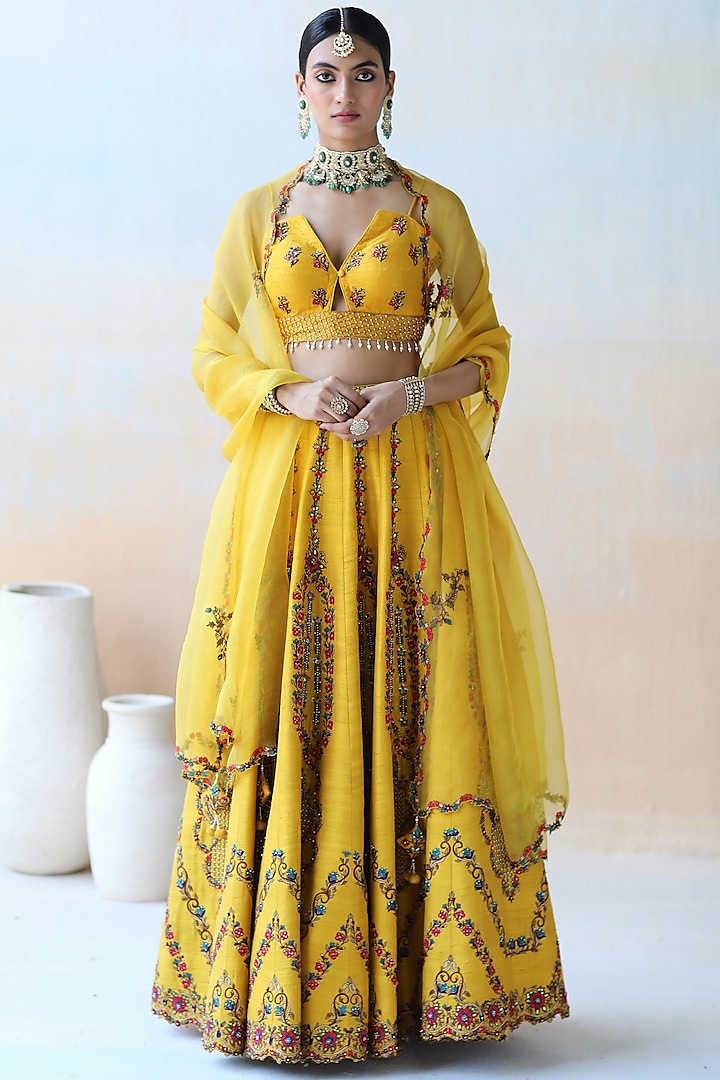 Mango Yellow Embroidered Lehenga Set by AMAN TAKYAR