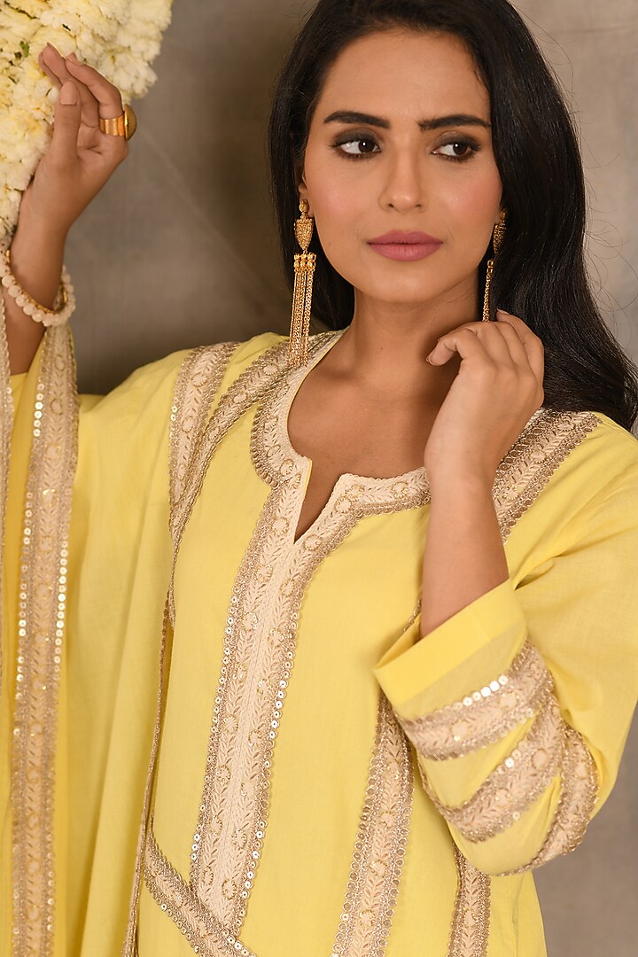 Yellow Cotton Mulmul Embroidered Kurta Set by Amrita Artisanal at Pernia's Pop Up Shop