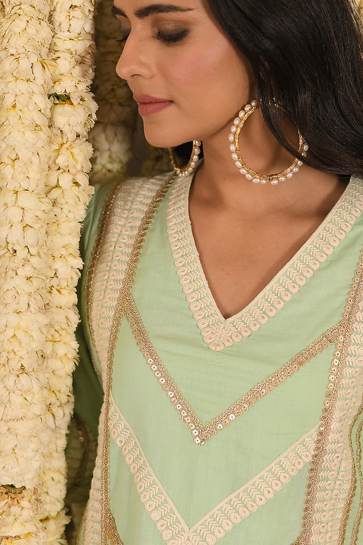 Pista Green Cotton Mulmul Embroidered Kurta Set by Amrita Artisanal at Pernia's Pop Up Shop