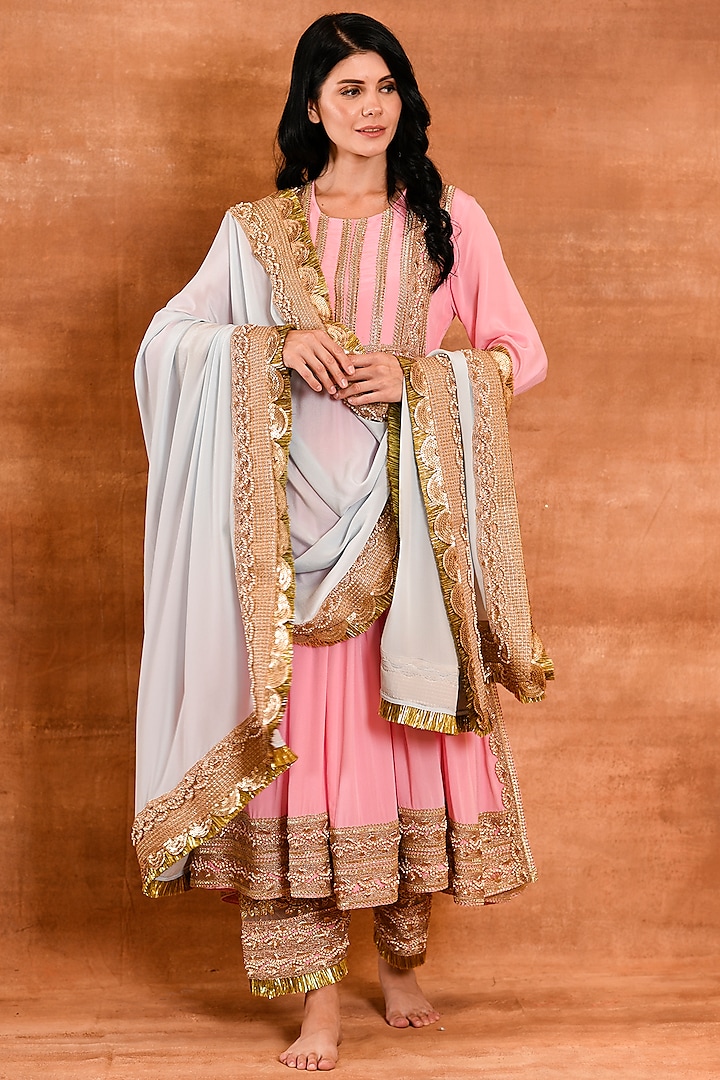 Bubblegum Pink Crepe Silk Anarkali Set by Amrita Artisanal at Pernia's Pop Up Shop