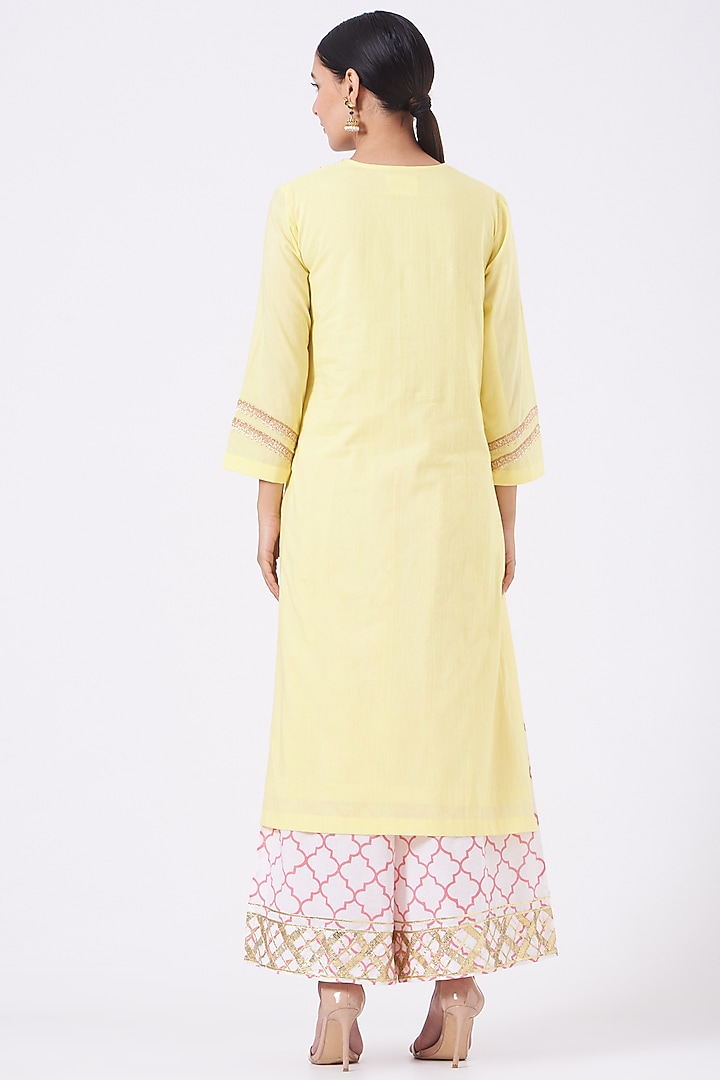 Butter Yellow Embroidered Kurta Set by Amrita Artisanal at Pernia's Pop Up Shop