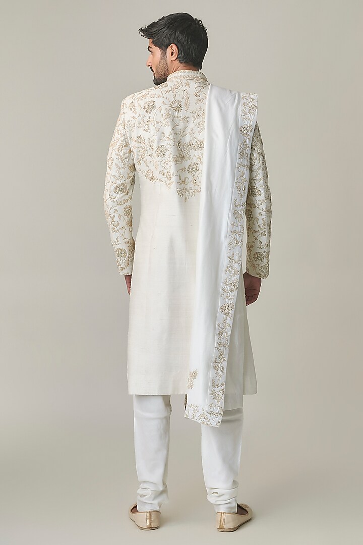 Ivory Silver Silk Hand Embroidered Groom Sherwani Set by Amit Behki at Pernia's Pop Up Shop