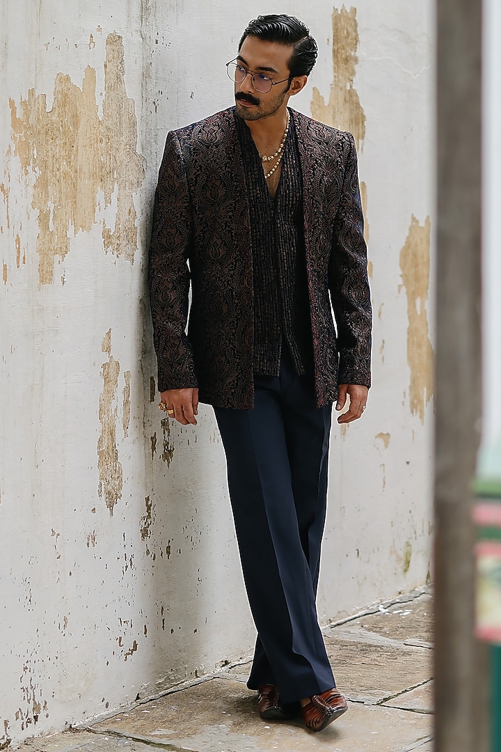 Navy Blue Velvet Hand Embroidered Groom Bandhgala Set by Amit Behki at Pernia's Pop Up Shop